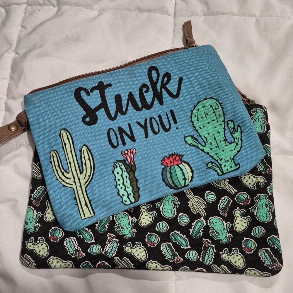 Cactus Print Clutch Set - Picture 2 of 5